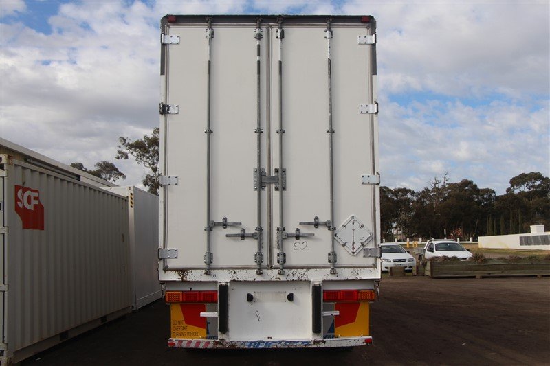 MAXITRANS CURTAINSIDER TRAILER