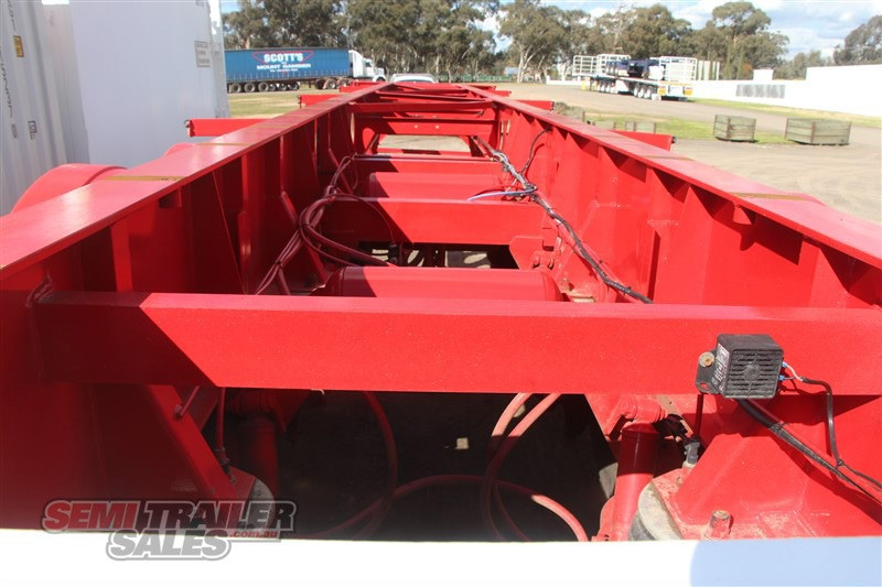 2004 MAXITRANS SEMI 40FT ULTRA LITE SKEL TRAILER 