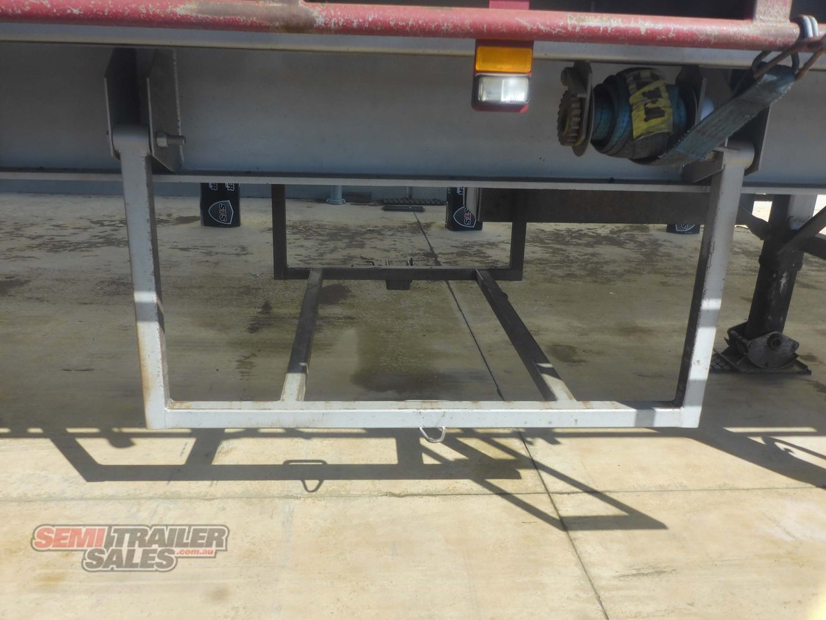 VAWDREY CURTAINSIDER TRAILER