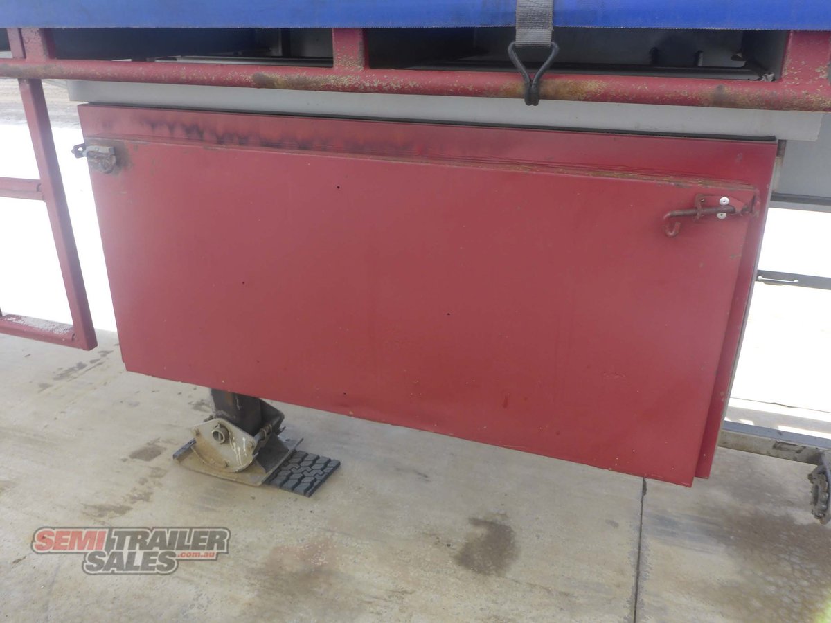 VAWDREY CURTAINSIDER TRAILER