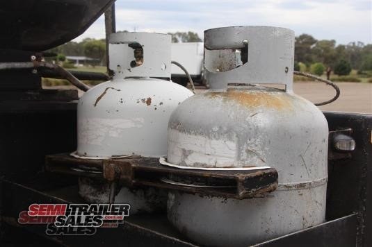 SCHULZ TANKER TRAILER