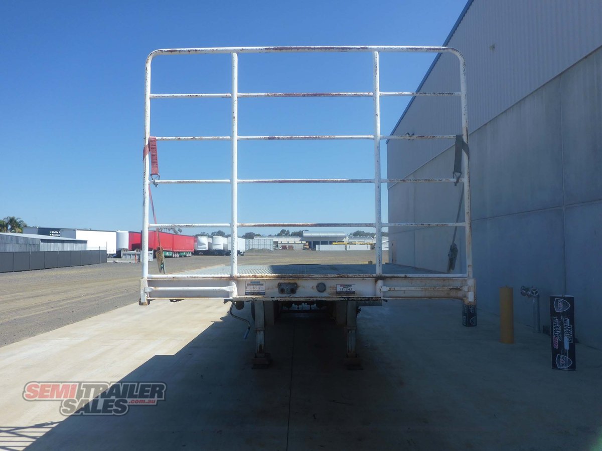 MAXITRANS DROP DECK TRAILER
