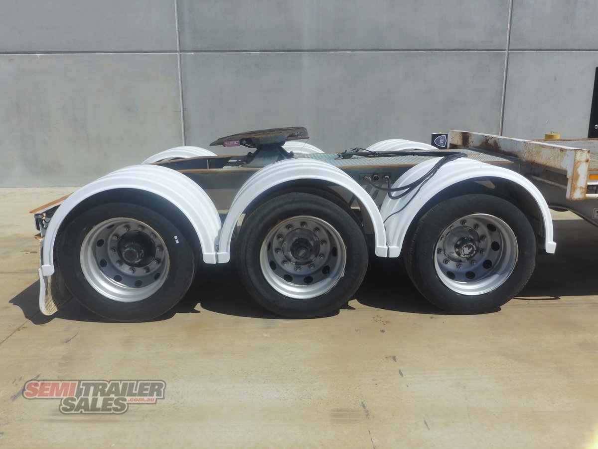 MAXITRANS DROP DECK TRAILER