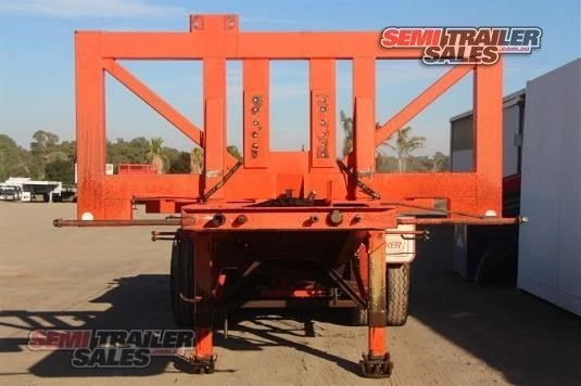 BARKER SKEL TRAILER