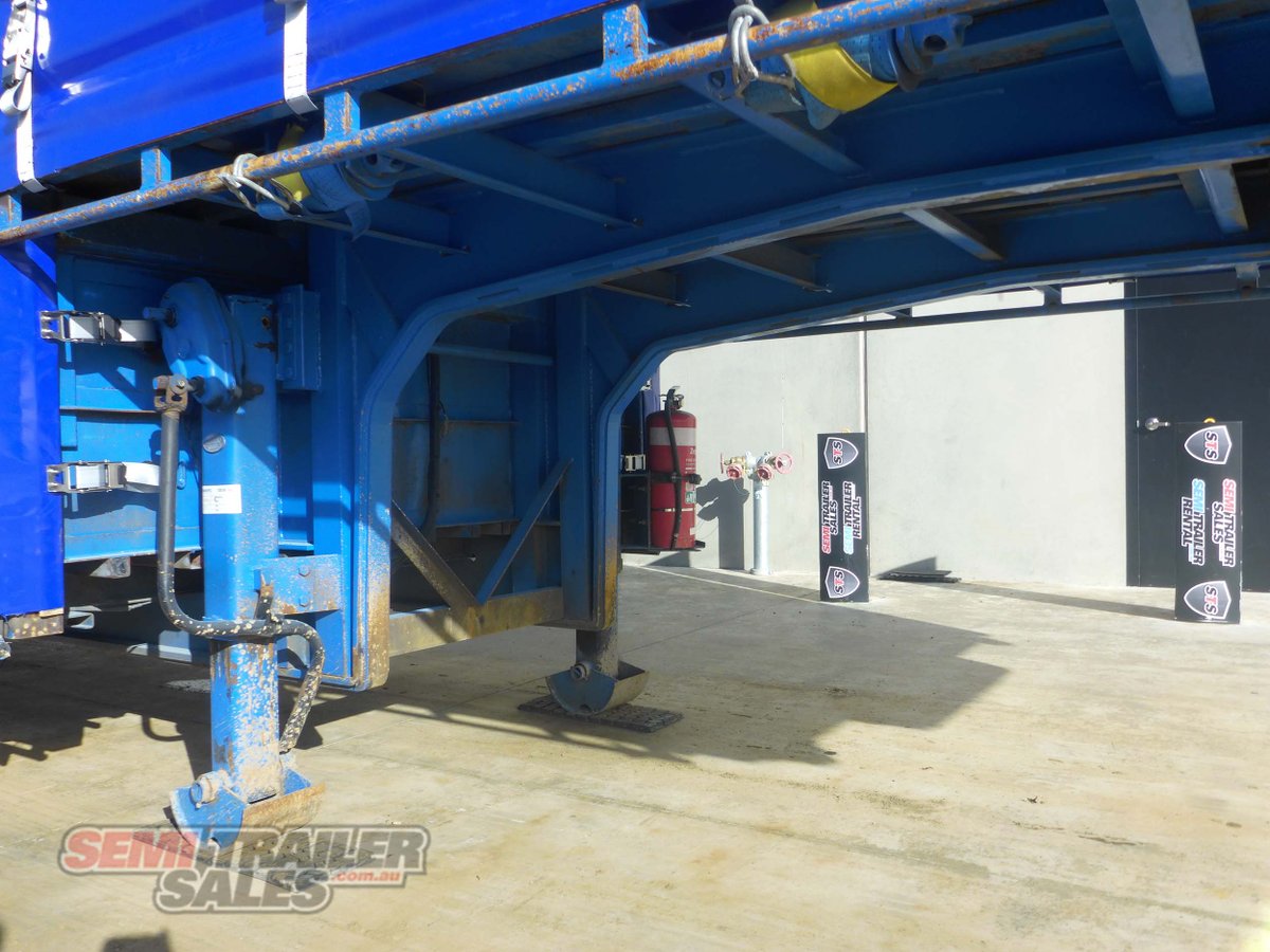 KRUEGER CURTAINSIDER TRAILER