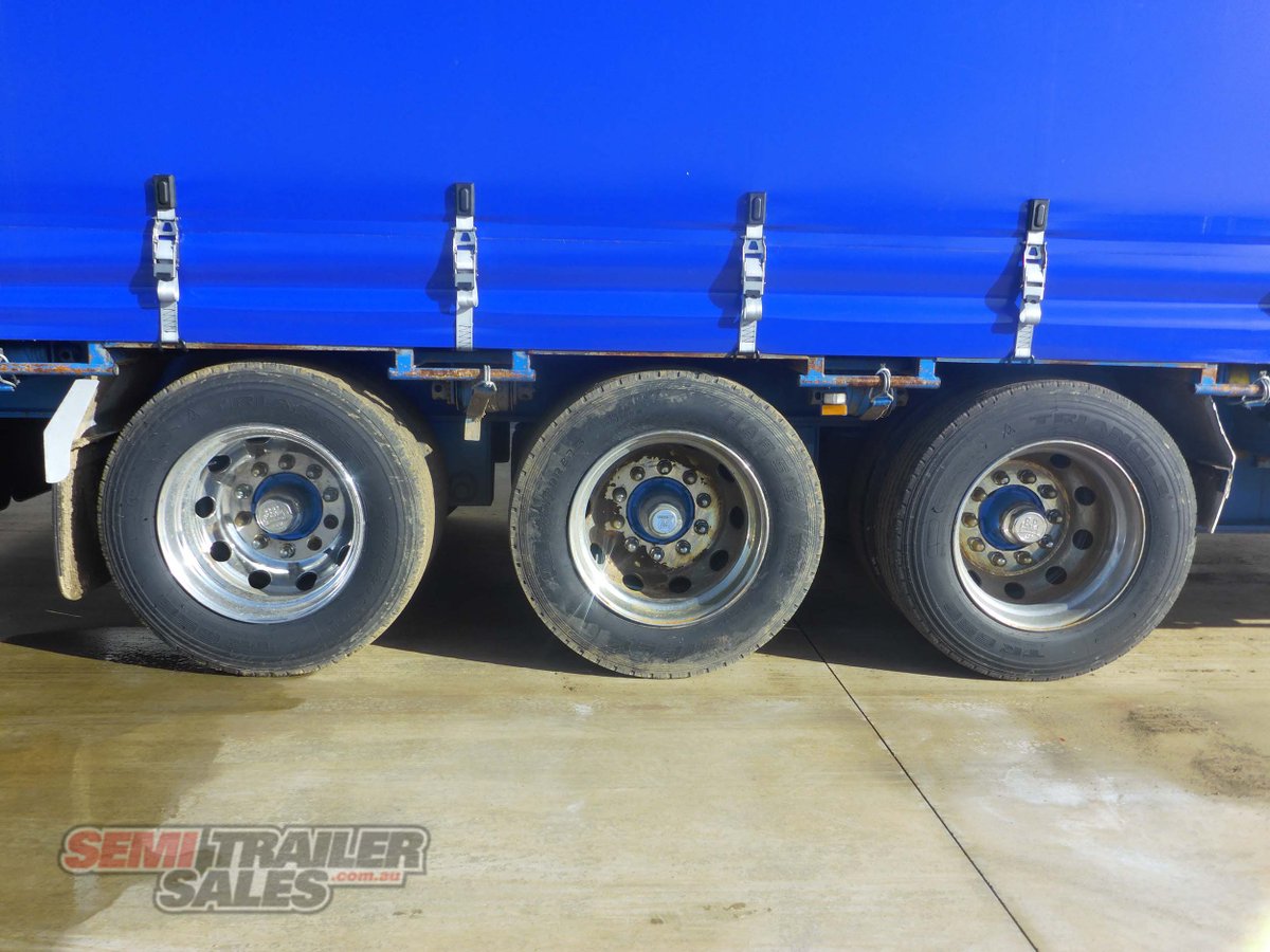 KRUEGER CURTAINSIDER TRAILER