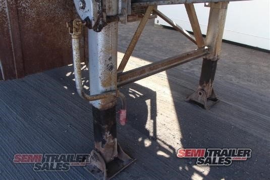 HAULMARK FLAT TOP TRAILER