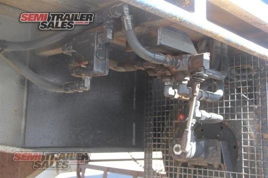 HAULMARK FLAT TOP TRAILER