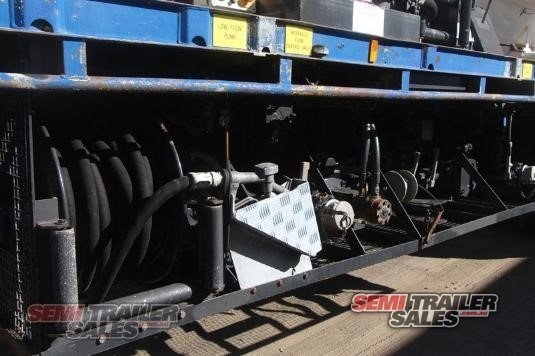 HAULMARK FLAT TOP TRAILER