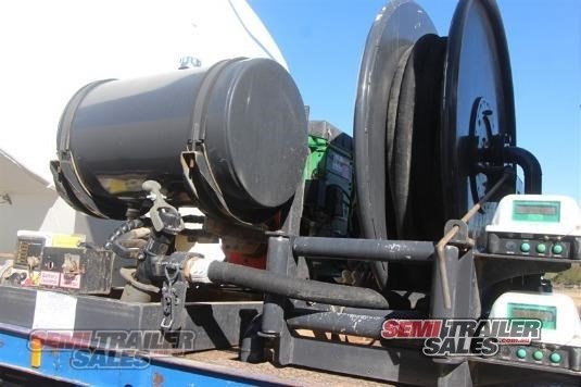 HAULMARK FLAT TOP TRAILER