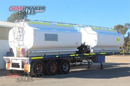 HAULMARK FLAT TOP TRAILER