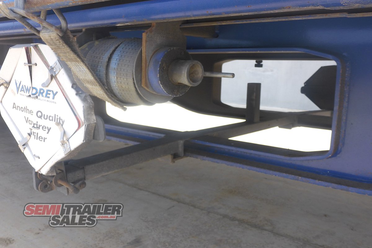 VAWDREY DROP DECK TRAILER