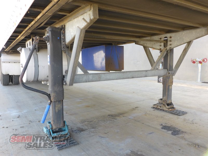 2001 MAXITRANS 24 PALLET REFRIGERATED PANTECH TRAILER