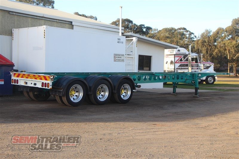 2007 KRUEGER SEMI 40FT ULTRA LITE SKEL TRAILER 
