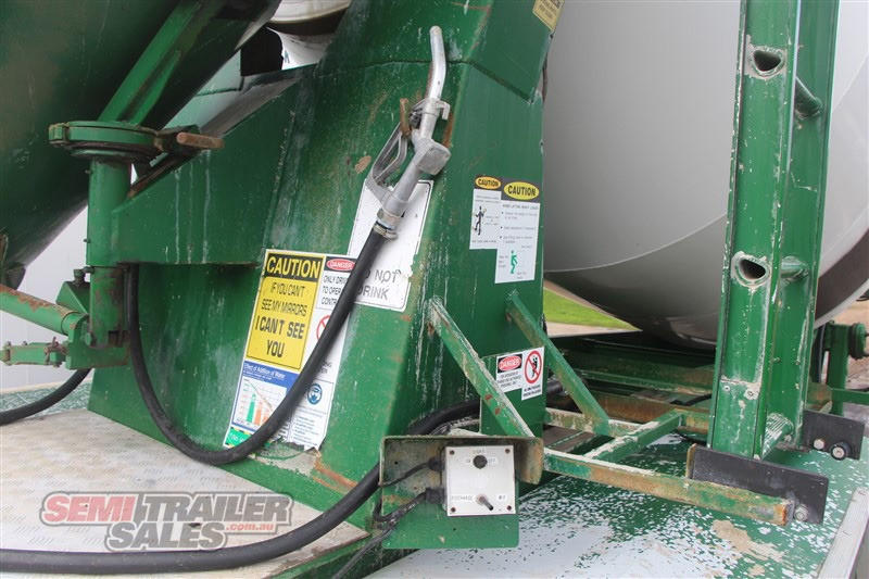 1999 HAMELEX SEMI CONCRETE MIXING TRAILER