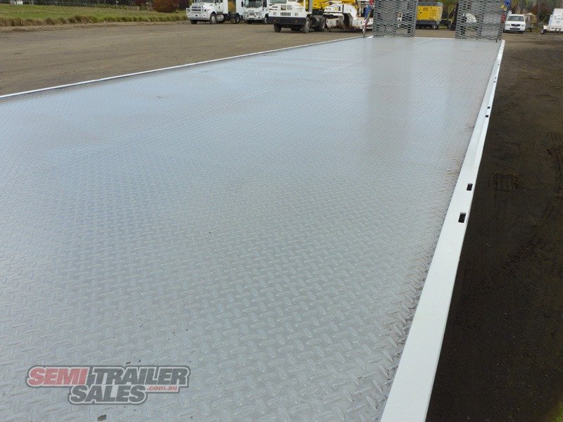 MAXITRANS DROP DECK TRAILER