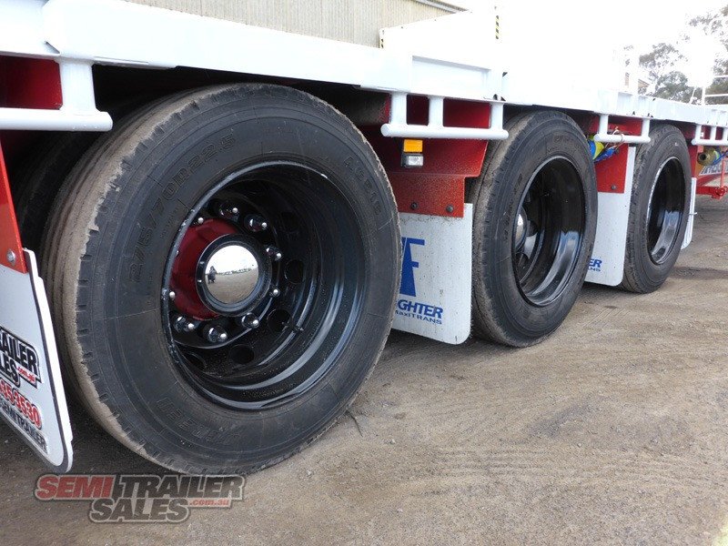 MAXITRANS DROP DECK TRAILER