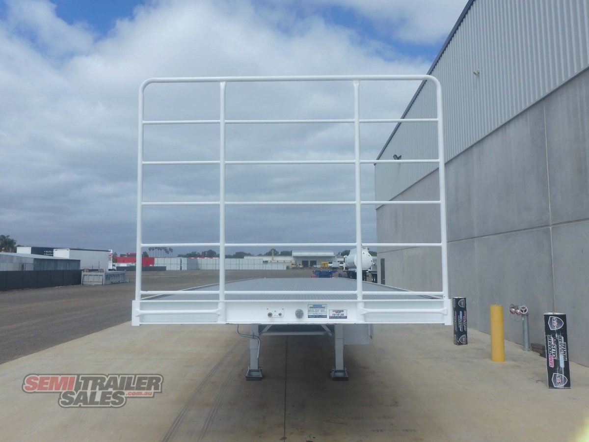 KRUEGER CURTAINSIDER TRAILER