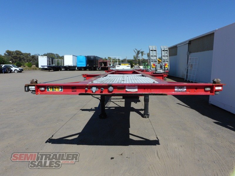 2009 MAXITRANS SEMI 40FT SET SKEL TRAILER WITH GEN SET