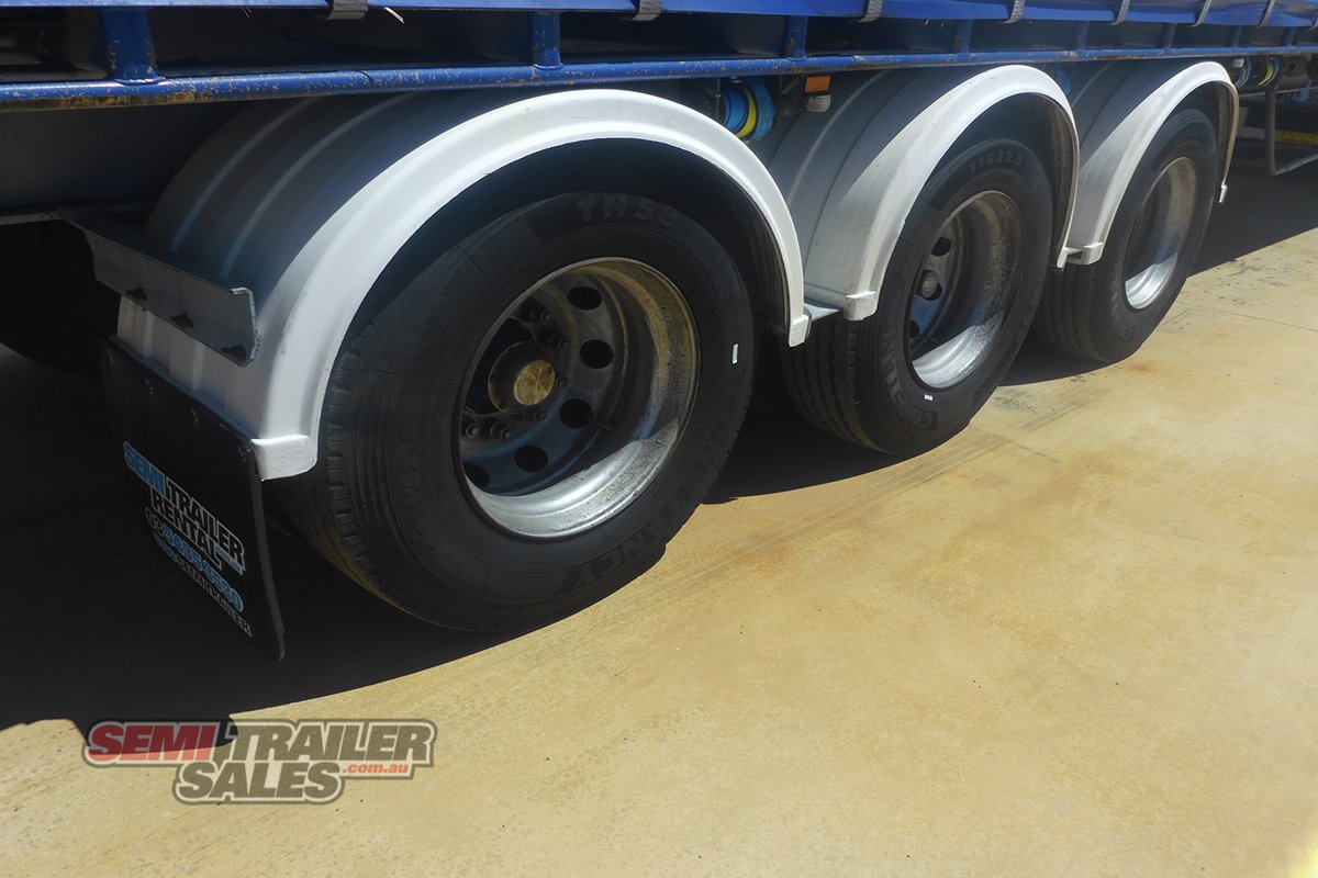 MAXITRANS CURTAINSIDER TRAILER