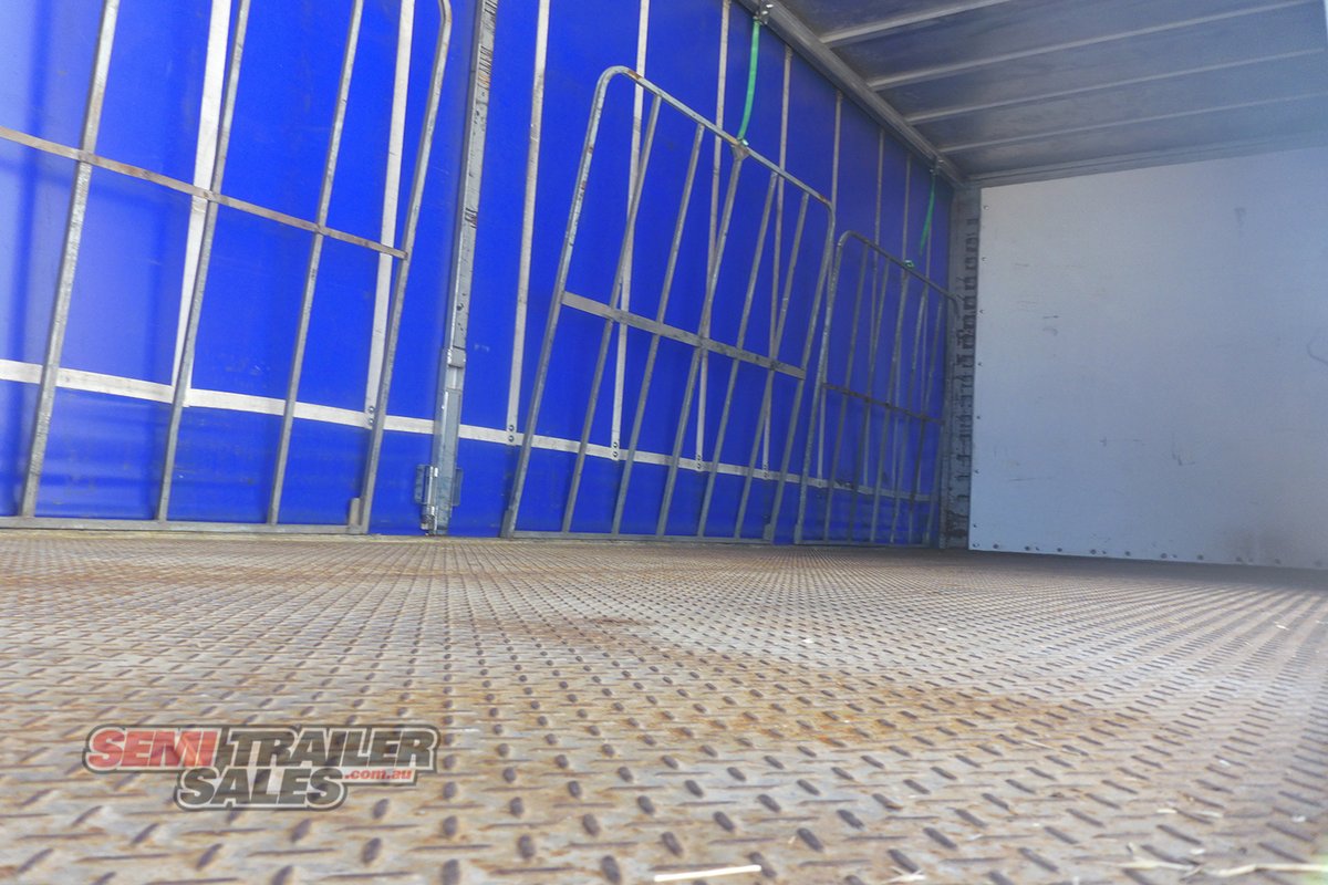 MAXITRANS CURTAINSIDER TRAILER
