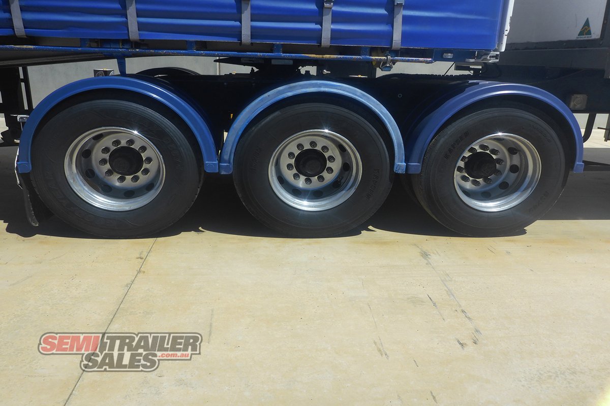 MAXITRANS CURTAINSIDER TRAILER