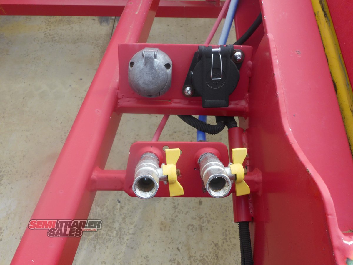 2015 SERVICE TRUCK SOLUTIONS CAR CARRIER TRAILER