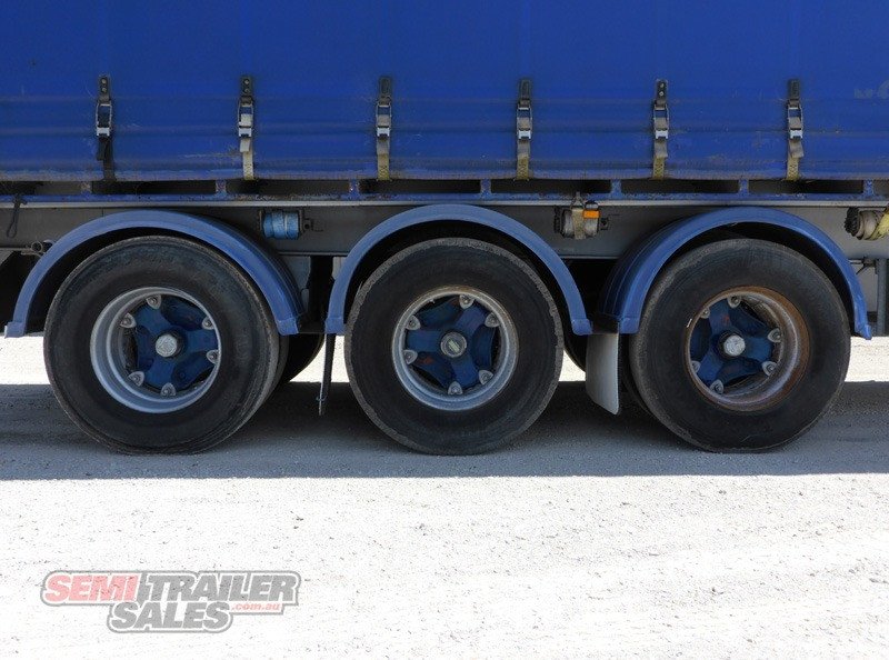 VAWDREY CURTAINSIDER TRAILER