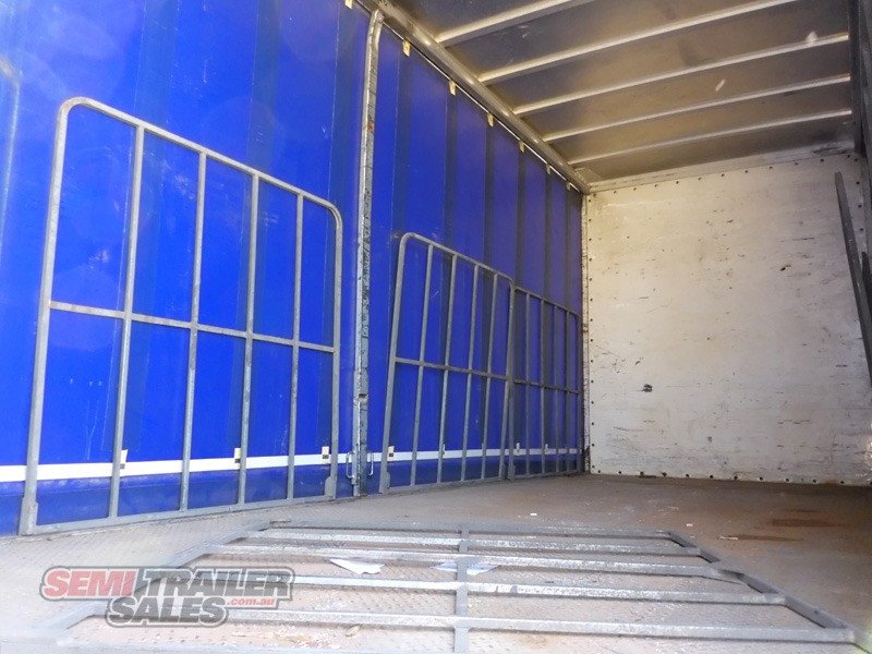 VAWDREY CURTAINSIDER TRAILER