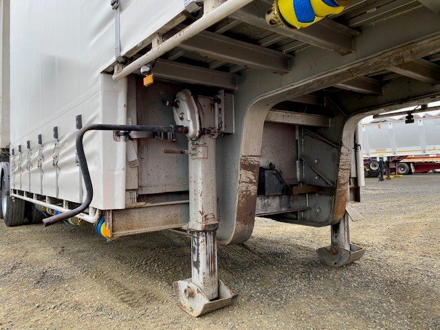 VAWDREY DROP DECK TRAILER