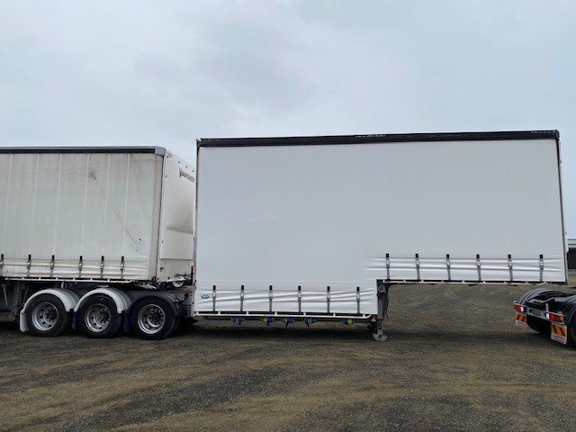 VAWDREY DROP DECK TRAILER