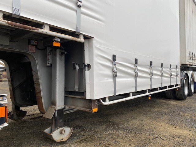 VAWDREY DROP DECK TRAILER