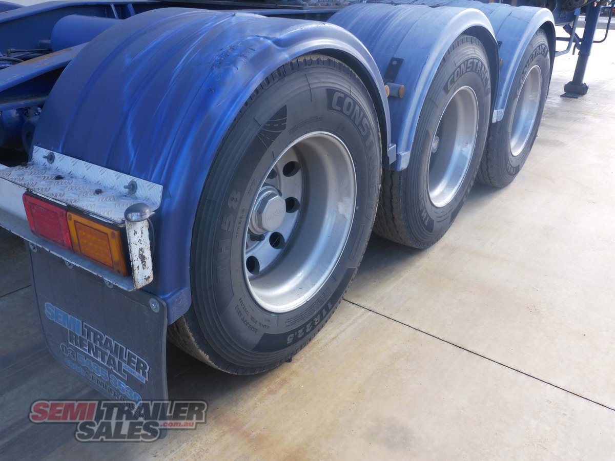 CIMC CURTAINSIDER TRAILER