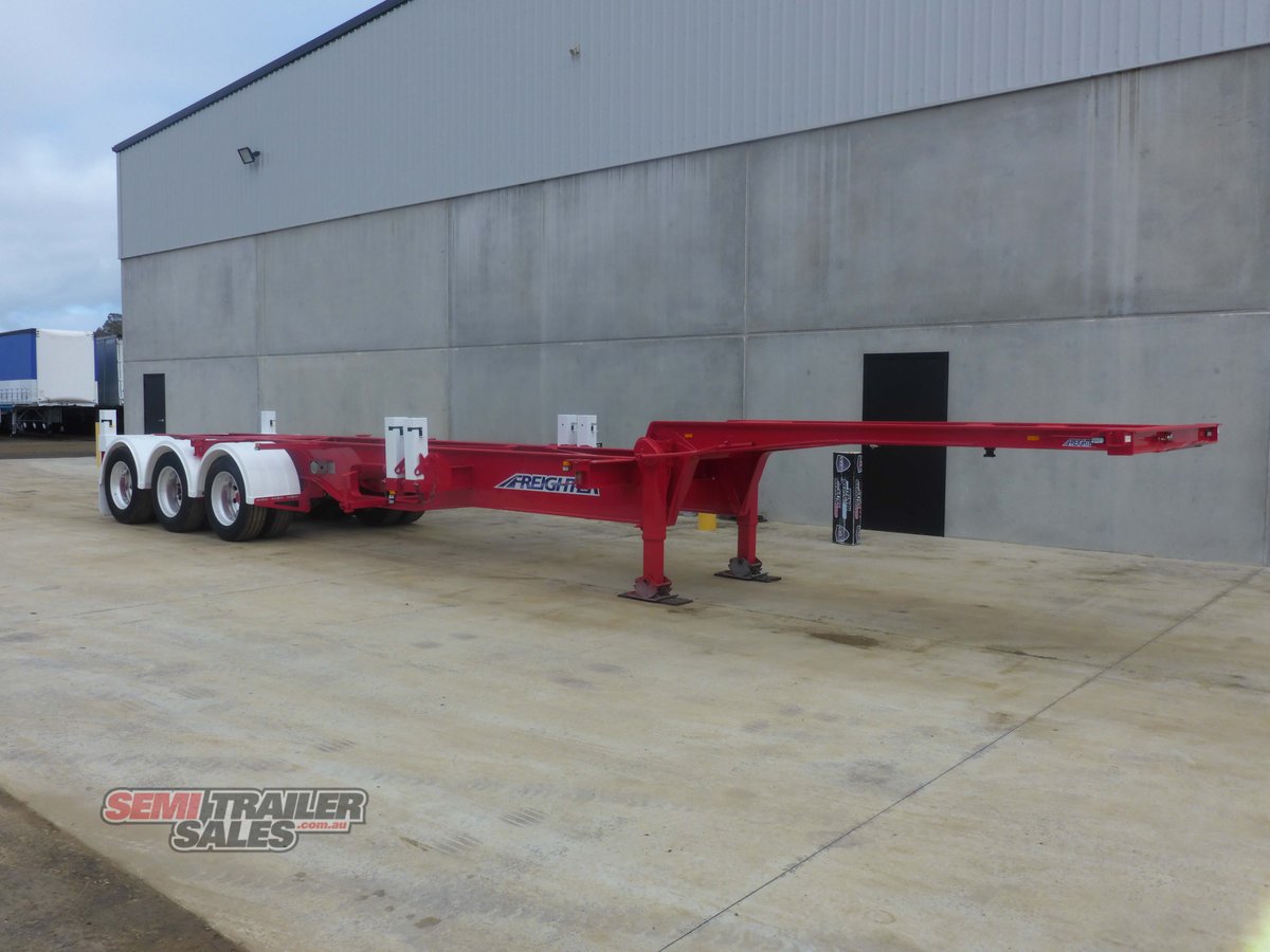 MAXITRANS SKEL TRAILER