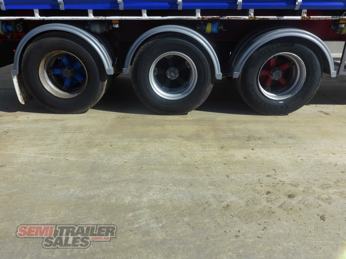 MAXITRANS CURTAINSIDER TRAILER