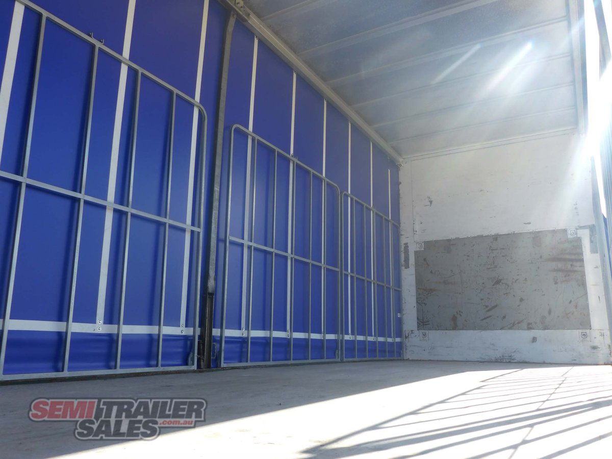 MAXITRANS CURTAINSIDER TRAILER