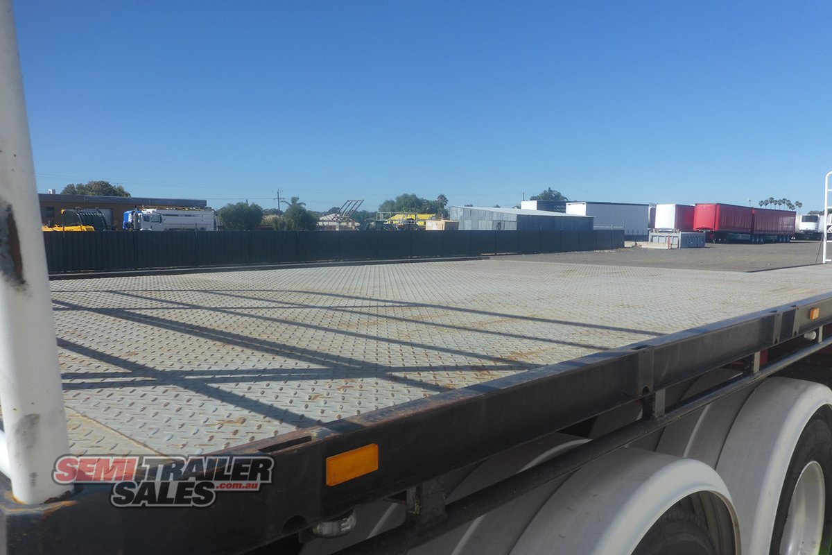 KRUEGER DROP DECK TRAILER