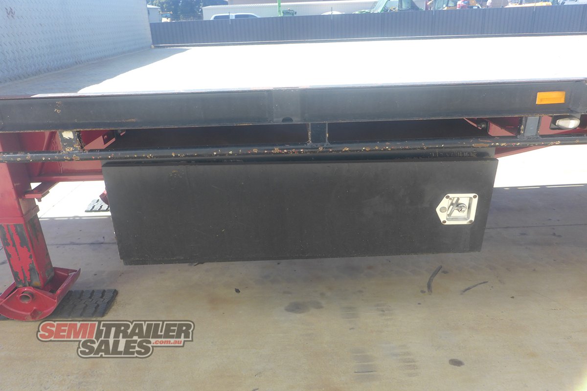 KRUEGER DROP DECK TRAILER