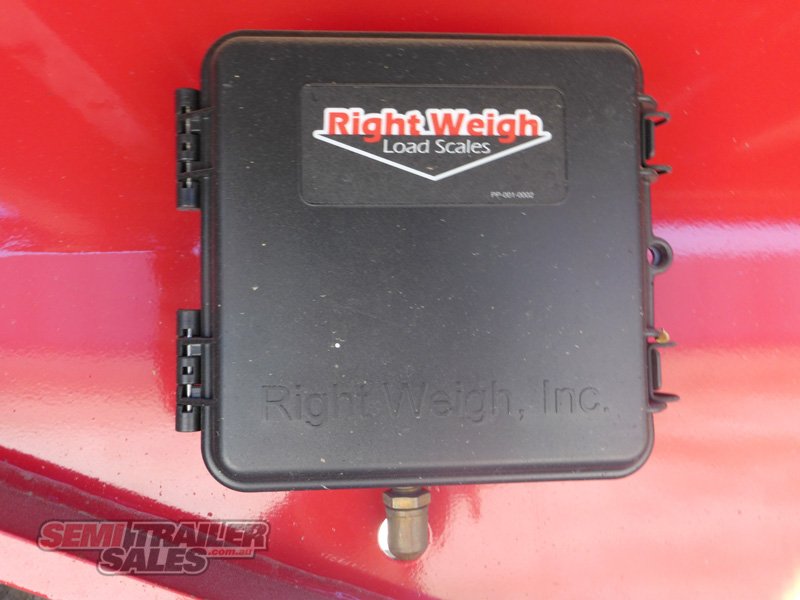 KRUEGER DROP DECK TRAILER