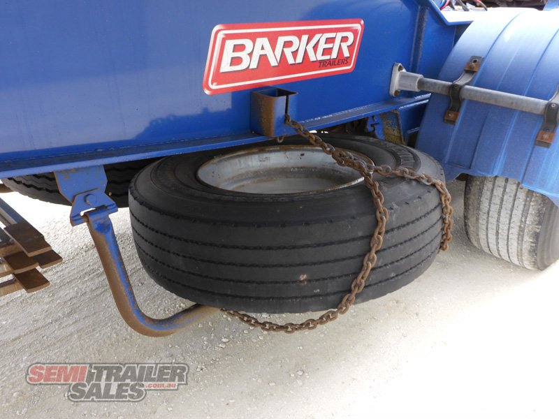 BARKER FLAT TOP TRAILER