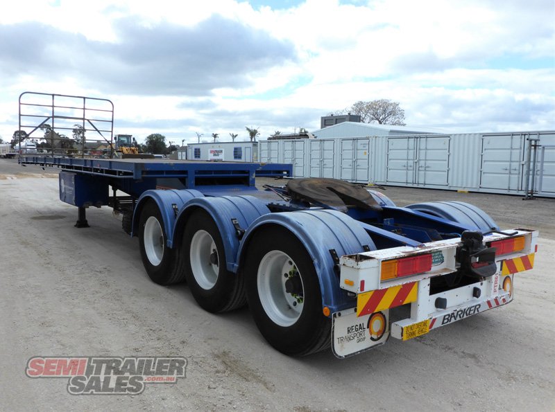 BARKER FLAT TOP TRAILER