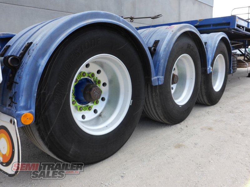 BARKER FLAT TOP TRAILER