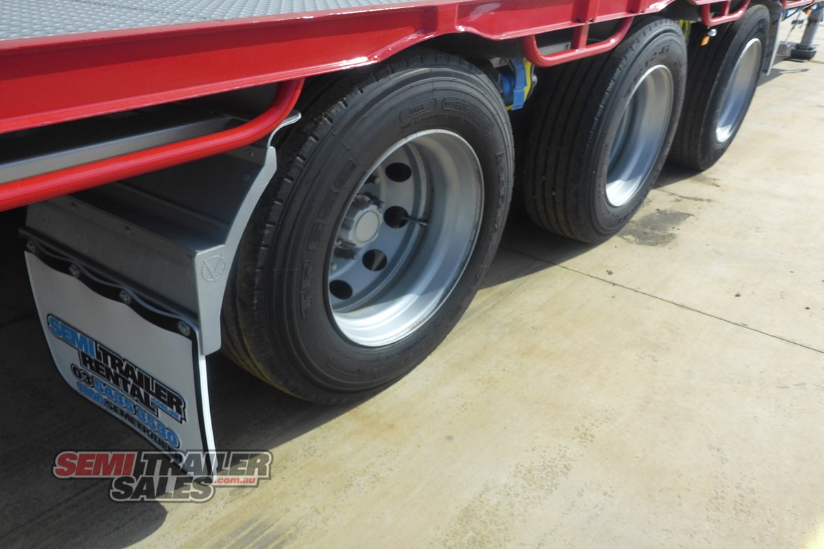 2011 VAWDREY DROP DECK ROAD TRAIN LEAD TREAILER