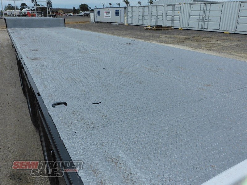 MAXITRANS DROP DECK TRAILER