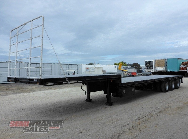 MAXITRANS DROP DECK TRAILER