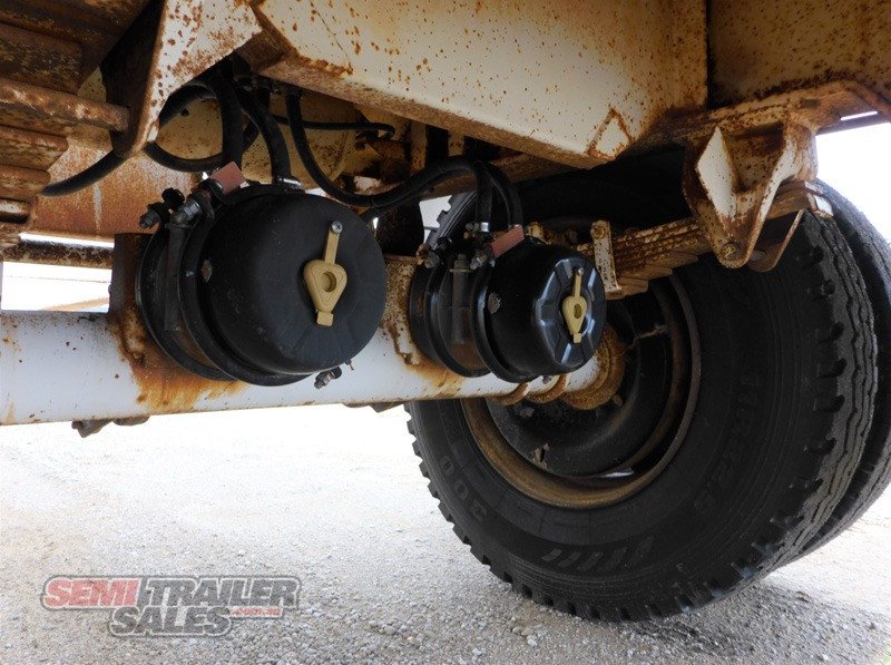 CUSTOM TRAILER