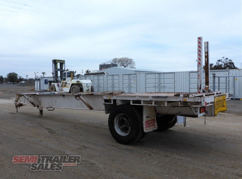 CUSTOM TRAILER