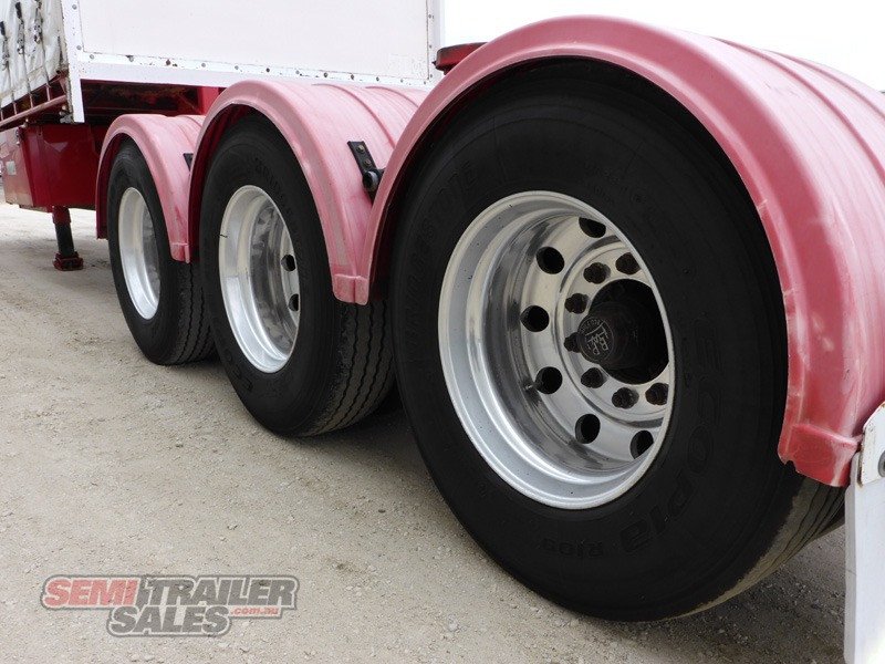 2007 BARKER REFRIGERATED CURTAINSIDER TRAILER