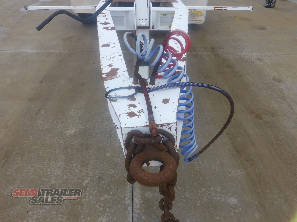 CUSTOM TRAILER