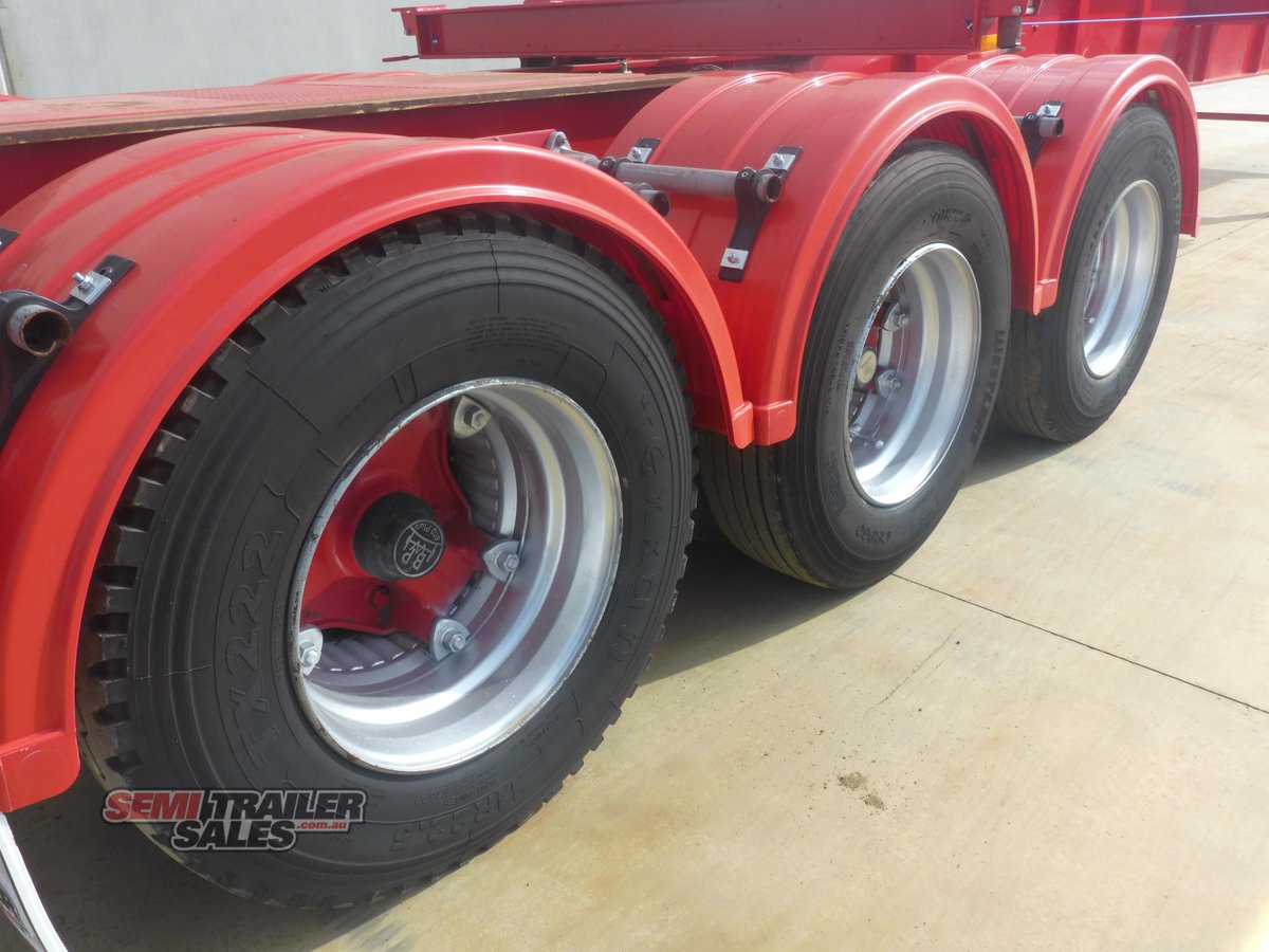 2010 BARKER 40FT RETRACTABLE SKEL TRAILER